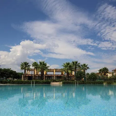 Marina Del Marchese Beach 4*